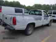 1994 GMC Sierra 1500 z VIN 1GTEC14ZXRZ521487, wystawiony jako IAAI lot #42499392 z przebiegiem 249 618 mil mil oraz . Historia ofert i sprzedaży dostępna na DreamBid. Obrazek 4.
