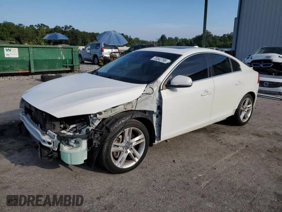 2014 Volvo S60 T5 с VIN YV1612FS5E2274294, выставлен на аукционе Copart как лот 82078085 с пробегом 140 398 миль миль и Списание • Salvage title. История ставок и продаж доступна на DreamBid. Изображение 1.