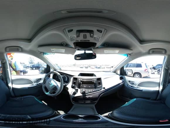 2013 Toyota Sienna SE with VIN 5TDXK3DC0DS364467, listed as a IAAI auction lot 42404833 with 126,857 mi miles and . Bid and sale history available at DreamBid. Image 19.