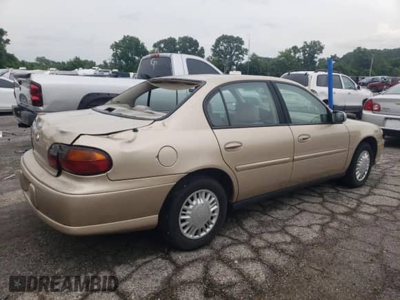 2002 Chevrolet Malibu с VIN 1G1ND52J42M695245, выставлен на аукционе Copart как лот 59803245 с пробегом 84 222 миль миль и Списание • Salvage title. История ставок и продаж доступна на DreamBid. Изображение 3.