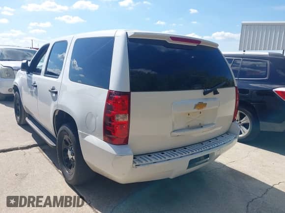 2014 Chevrolet Tahoe Commercial с VIN 1GNLC2E09ER192179, выставлен на аукционе IAAI как лот 43382967 с пробегом 147 160 миль миль и . История ставок и продаж доступна на DreamBid. Изображение 3.