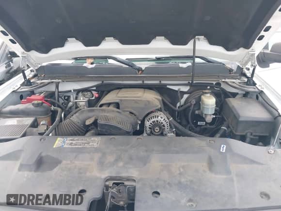 2011 Chevrolet Silverado 1500 LT z VIN 1GCRCSEA0BZ132671, wystawiony jako IAAI lot #43030753 z przebiegiem 107 371 mil mil oraz . Historia ofert i sprzedaży dostępna na DreamBid. Obrazek 10.