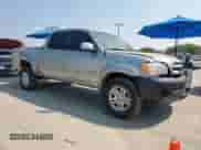 2006 Toyota Tundra SR5 z VIN 5TBET34196S524893, wystawiony jako Copart lot #81275185 z przebiegiem 157 951 mil mil oraz Szkoda całkowita • Salvage title. Historia ofert i sprzedaży dostępna na DreamBid. Obrazek 4.