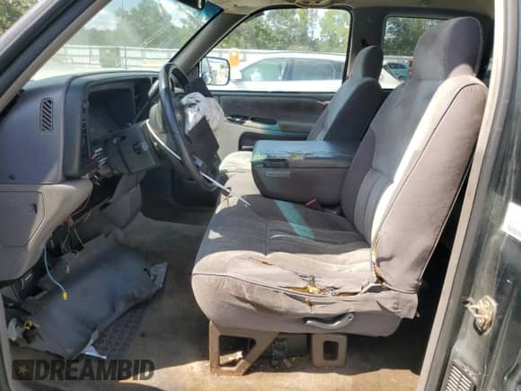 1996 Dodge 1500 with VIN 1B7HC13Z8TJ163939, listed as a Copart auction lot 80375915 with 351,129 mi miles and Salvage title. Bid and sale history available at DreamBid. Image 7.