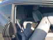 2018 Chevrolet Camaro 2SS z VIN 1G1FH1R78J0108224, wystawiony jako IAAI lot #43204029 z przebiegiem 28 372 mil mil oraz . Historia ofert i sprzedaży dostępna na DreamBid. Obrazek 8.