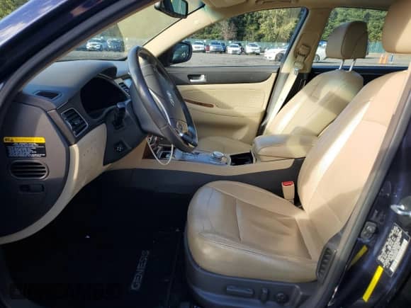 2013 Hyundai Genesis 3.8L с VIN KMHGC4DD8DU236979, выставлен на аукционе Copart как лот 84058555 с пробегом 107 198 миль миль и Списание • Salvage title. История ставок и продаж доступна на DreamBid. Изображение 7.