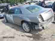 2014 Chrysler 300 C z VIN 2C3CCAEG6EH220900, wystawiony jako IAAI lot #43080522 z przebiegiem 153 817 mil mil oraz . Historia ofert i sprzedaży dostępna na DreamBid. Obrazek 3.