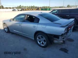 2012 Dodge Charger SXT z VIN 2C3CDXHG1CH245163, wystawiony jako Copart lot #85748285 z przebiegiem Nie podano mil oraz Szkoda całkowita • Salvage title. Historia ofert i sprzedaży dostępna na DreamBid. Obrazek 2.