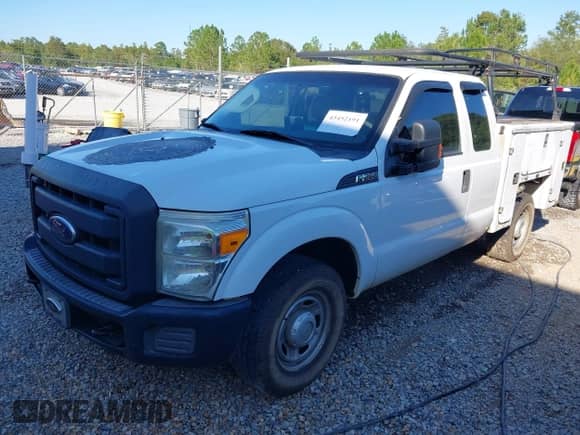 2014 Ford F-250 XL с VIN 1FT7X2A67EEA68685, выставлен на аукционе IAAI как лот 43452191 с пробегом 274 749 миль миль и . История ставок и продаж доступна на DreamBid. Изображение 17.
