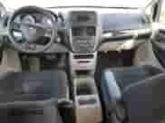 2012 Dodge Grand Caravan American Value z VIN 2C4RDGBG1CR102500, wystawiony jako Copart lot #80715305 z przebiegiem 189 253 mil mil oraz Szkoda całkowita • Salvage title. Historia ofert i sprzedaży dostępna na DreamBid. Obrazek 8.