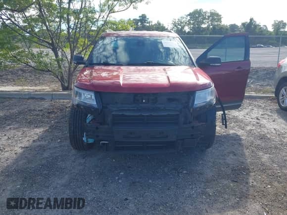 2018 Ford Explorer XLT with VIN 1FM5K7D85JGB85143, listed as a IAAI auction lot 43268657 with 97,538 mi miles and . Bid and sale history available at DreamBid. Image 6.