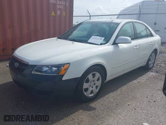2008 Hyundai Sonata GLS с VIN 5NPET46FX8H327536, выставлен на аукционе IAAI как лот 42521170 с пробегом 258 305 миль миль и . История ставок и продаж доступна на DreamBid. Изображение 2.