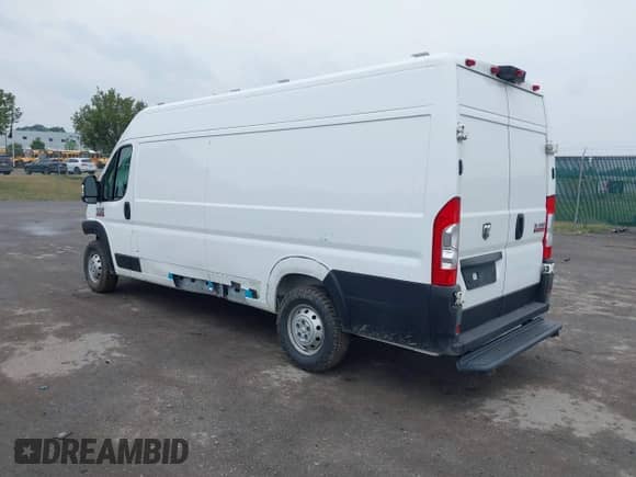 2022 Ram ProMaster Cargo с VIN 3C6MRVJG7NE127785, выставлен на аукционе IAAI как лот 42874104 с пробегом 61 958 миль миль и . История ставок и продаж доступна на DreamBid. Изображение 3.