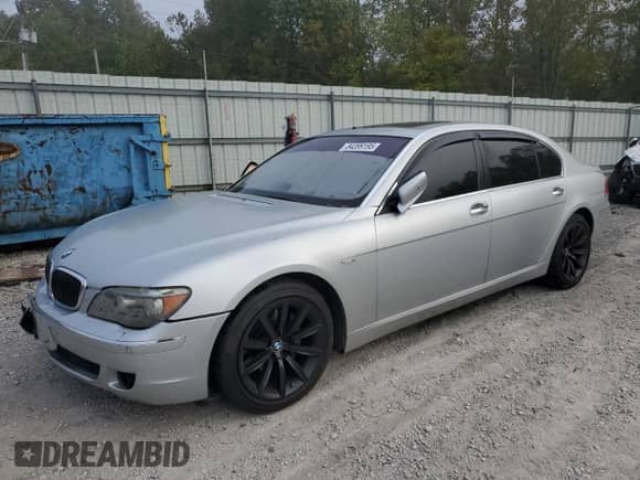 2007 BMW 7 Series 750Li with VIN WBAHN83527DT67301, listed as a Copart auction lot 84399195 with Not provided miles and Salvage title. Bid and sale history available at DreamBid. Image 1.