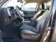 2023 Toyota Tacoma SR5 z VIN 3TMAZ5CN9PM214829, wystawiony jako Copart lot #87104895 z przebiegiem 10 509 mil mil oraz Szkoda całkowita • Salvage title. Historia ofert i sprzedaży dostępna na DreamBid. Obrazek 7.