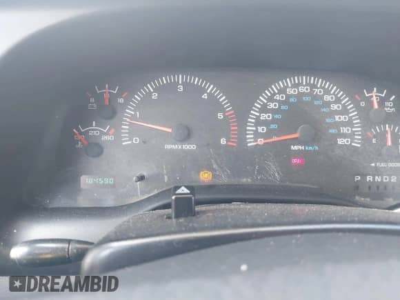 2000 Dodge 1500 z VIN 3B7HF13Z3YM242890, wystawiony jako IAAI lot #42912432 z przebiegiem 184 590 mil mil oraz . Historia ofert i sprzedaży dostępna na DreamBid. Obrazek 7.