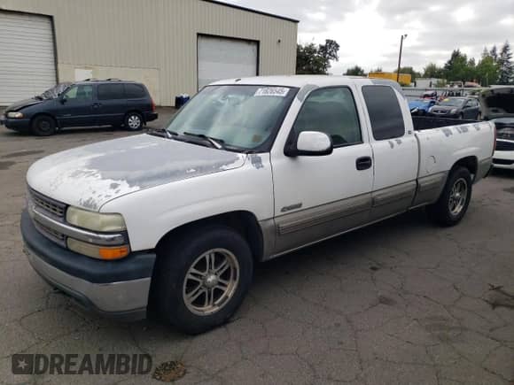 1999 Chevrolet Silverado 1500 LS z VIN 2GCEC19T7X1259812, wystawiony jako Copart lot #71826545 z przebiegiem Nie podano mil oraz Szkoda całkowita • Salvage title. Historia ofert i sprzedaży dostępna na DreamBid. Obrazek 1.