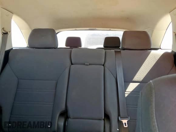 2019 Kia Sorento L z VIN 5XYPG4A36KG496705, wystawiony jako Copart lot #71458785 z przebiegiem 202 283 mil mil oraz Czysty tytuł • Clean title. Historia ofert i sprzedaży dostępna na DreamBid. Obrazek 10.