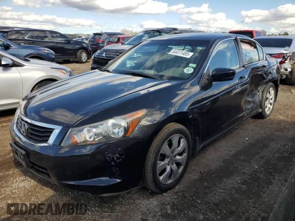 2009 Honda Accord EX с VIN 1HGCP26719A126885, выставлен на аукционе Copart как лот 84411405 с пробегом 116 819 миль миль и Списание • Salvage title. История ставок и продаж доступна на DreamBid. Изображение 1.