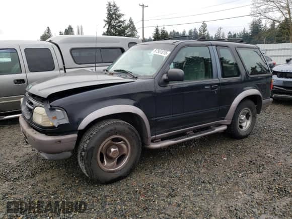 1995 Ford Explorer Eddie Bauer с VIN 1FMCU24X8SUA09153, выставлен на аукционе Copart как лот 87551015 с пробегом 143 069 миль миль и Списание • Salvage title. История ставок и продаж доступна на DreamBid. Изображение 1.