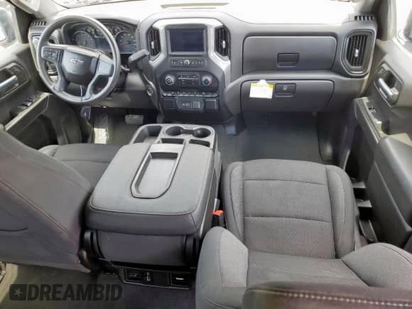 2024 Chevrolet Silverado 1500 Custom Trail Boss z VIN 3GCUDCE86RG359836, wystawiony jako Copart lot #60419635 z przebiegiem Nie podano mil oraz Szkoda całkowita • Salvage title. Historia ofert i sprzedaży dostępna na DreamBid. Obrazek 8.