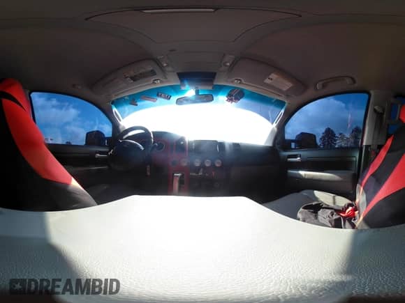 2007 Toyota Tundra Limited z VIN 5TFBV58157X004292, wystawiony jako IAAI lot #42419896 z przebiegiem 277 148 mil mil oraz . Historia ofert i sprzedaży dostępna na DreamBid. Obrazek 18.