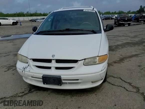 1998 Dodge Caravan SE с VIN 1B4GP45G5WB728348, выставлен на аукционе Copart как лот 81627285 с пробегом 165 983 миль миль и Списание • Salvage title. История ставок и продаж доступна на DreamBid. Изображение 14.