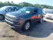 2023 Jeep Compass Latitude Lux с VIN 3C4NJDFN4PT521605, выставлен на аукционе IAAI как лот 42589618 с пробегом 11 579 миль миль и . История ставок и продаж доступна на DreamBid. Изображение 18.