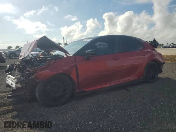 2020 Toyota Camry XSE with VIN 4T1NZ1AK9LU042354, listed as a Copart auction lot 68136055 with 76,133 mi miles and Non repairable. Bid and sale history available at DreamBid. Image 1.