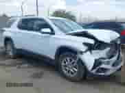 2018 Chevrolet Traverse LT Cloth z VIN 1GNEVGKW5JJ264075, wystawiony jako IAAI lot #43115703 z przebiegiem 121 358 mil mil oraz . Historia ofert i sprzedaży dostępna na DreamBid. Obrazek 1.