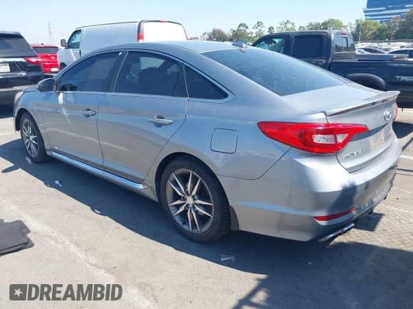 2017 Hyundai Sonata Sport с VIN 5NPE34AB4HH511150, выставлен на аукционе IAAI как лот 42934832 с пробегом 118 346 миль миль и . История ставок и продаж доступна на DreamBid. Изображение 3.