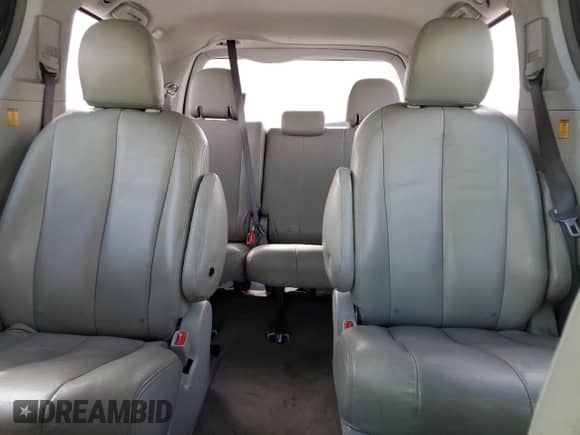 2013 Toyota Sienna L с VIN 5TDZK3DC5DS319369, выставлен на аукционе Copart как лот 81797015 с пробегом Не указан миль и Списание • Salvage title. История ставок и продаж доступна на DreamBid. Изображение 10.