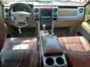 2013 Ford F-150 King Ranch z VIN 1FTFW1ET2DKF19692, wystawiony jako Copart lot #81088455 z przebiegiem 155 567 mil mil oraz Szkoda całkowita • Salvage title. Historia ofert i sprzedaży dostępna na DreamBid. Obrazek 8.