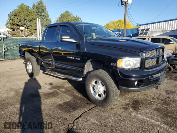 2004 Dodge 2500 SLT z VIN 3D7KU28D44G224671, wystawiony jako Copart lot #82541385 z przebiegiem 155 351 mil mil oraz Szkoda całkowita • Salvage title. Historia ofert i sprzedaży dostępna na DreamBid. Obrazek 4.