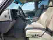 2003 Chevrolet Tahoe LT z VIN 1GNEK13ZX3R223136, wystawiony jako Copart lot #81438505 z przebiegiem 210 360 mil mil oraz Czysty tytuł • Clean title. Historia ofert i sprzedaży dostępna na DreamBid. Obrazek 7.