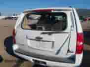 2010 Chevrolet Suburban LT с VIN 1GNUKJE38AR112053, выставлен на аукционе IAAI как лот 43286501 с пробегом 157 568 миль миль и . История ставок и продаж доступна на DreamBid. Изображение 6.