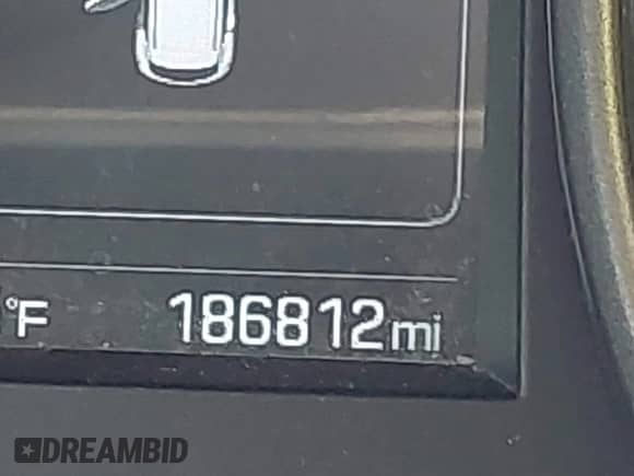 2017 Hyundai Santa Fe 2.4L с VIN 5XYZT3LB9HG433917, выставлен на аукционе IAAI как лот 43114971 с пробегом 186 812 миль миль и . История ставок и продаж доступна на DreamBid. Изображение 15.