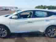 2018 Nissan Murano SL с VIN 5N1AZ2MH8JN159760, выставлен на аукционе IAAI как лот 42919514 с пробегом 69 605 миль миль и . История ставок и продаж доступна на DreamBid. Изображение 14.