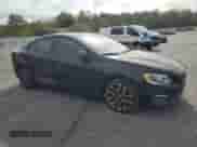 2017 Volvo S60 Dynamic с VIN YV140MTLXH2429817, выставлен на аукционе Copart как лот 85536525 с пробегом 79 506 миль миль и Списание • Salvage title. История ставок и продаж доступна на DreamBid. Изображение 4.
