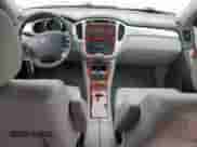 2004 Toyota Highlander z VIN JTEEP21A740013866, wystawiony jako Copart lot #43599975 z przebiegiem 153 819 mil mil oraz Szkoda całkowita • Salvage title. Historia ofert i sprzedaży dostępna na DreamBid. Obrazek 8.