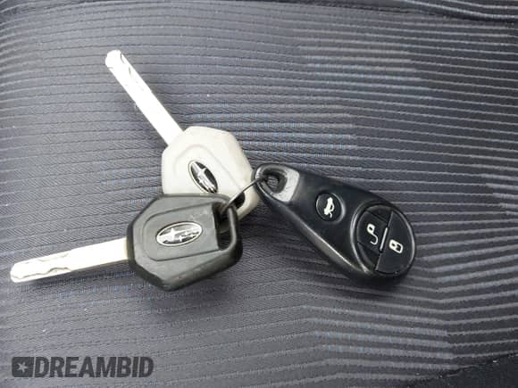 2009 Subaru Forester X with VIN JF2SH63619H700582, listed as a IAAI auction lot 43443842 with 170,240 mi miles and . Bid and sale history available at DreamBid. Image 11.