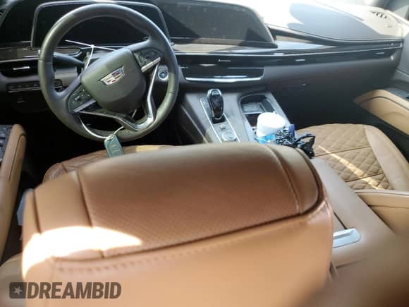 2022 Cadillac Escalade Premium Luxury с VIN 1GYS4BKLXNR332363, выставлен на аукционе Copart как лот 59677995 с пробегом 38 657 миль миль и Списание • Salvage title. История ставок и продаж доступна на DreamBid. Изображение 8.