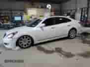 2013 Hyundai Equus Signature z VIN KMHGH4JH6DU070874, wystawiony jako Copart lot #69216155 z przebiegiem 146 354 mil mil oraz Czysty tytuł • Clean title. Historia ofert i sprzedaży dostępna na DreamBid. Obrazek 1.