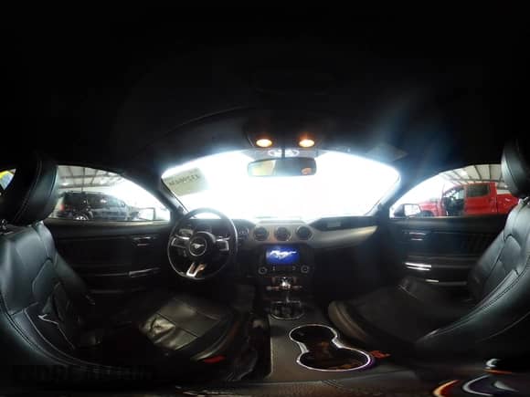 2017 Ford Mustang EcoBoost Premium с VIN 1FATP8UH3H5287216, выставлен на аукционе IAAI как лот 43290436 с пробегом 122 263 миль миль и . История ставок и продаж доступна на DreamBid. Изображение 20.