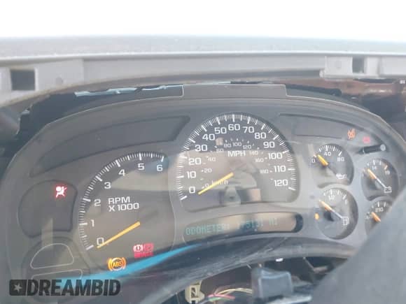 2005 Chevrolet Tahoe LS с VIN 1GNEC13V75R259203, выставлен на аукционе IAAI как лот 42714903 с пробегом 175 131 миль миль и . История ставок и продаж доступна на DreamBid. Изображение 7.