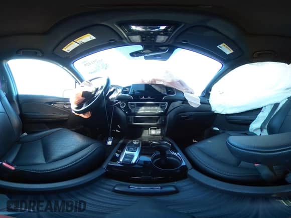 2019 Honda Passport Touring with VIN 5FNYF7H90KB006205, listed as a IAAI auction lot 43291429 with Not provided miles and . Bid and sale history available at DreamBid. Image 19.