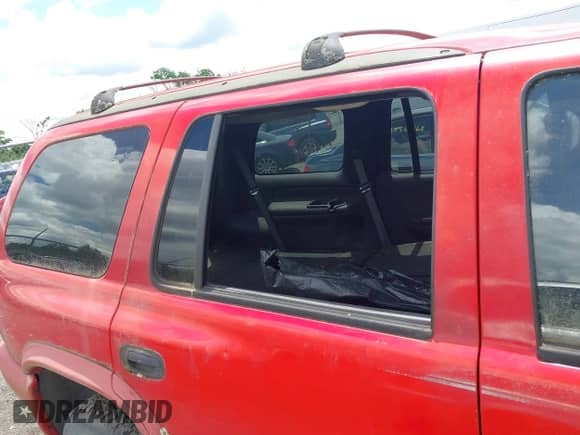 1999 Dodge Durango with VIN 1B4HS28Z2XF642378, listed as a IAAI auction lot 42531868 with 235,938 mi miles and . Bid and sale history available at DreamBid. Image 6.