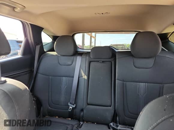 2022 Hyundai Tucson SEL с VIN 5NMJF3AE8NH092058, выставлен на аукционе Copart как лот 71493465 с пробегом Не указан миль и Списание • Salvage title. История ставок и продаж доступна на DreamBid. Изображение 10.