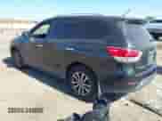 2016 Nissan Pathfinder S z VIN 5N1AR2MN9GC622533, wystawiony jako IAAI lot #42235750 z przebiegiem 170 476 mil mil oraz . Historia ofert i sprzedaży dostępna na DreamBid. Obrazek 3.