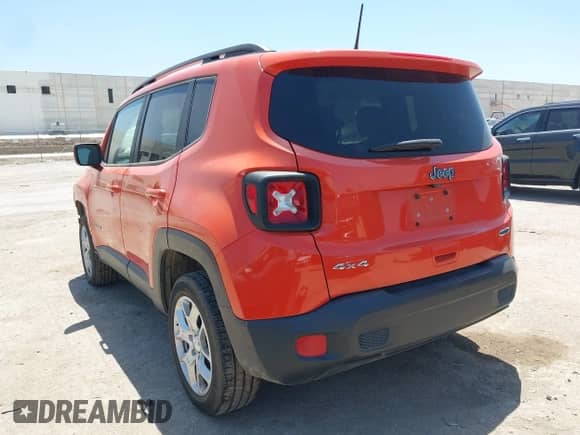 2018 Jeep Renegade Latitude with VIN ZACCJBBB3JPG86356, listed as a IAAI auction lot 42770746 with 41,571 mi miles and . Bid and sale history available at DreamBid. Image 3.